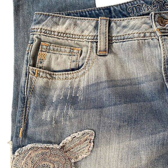 Miss Me Boyfriend Light Wash Ankle Floral Embroidered Jeans - Picture 11 of 14